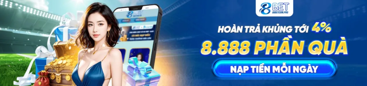 Người chơi đang lựa chọn trò chơi nổ hũ với các chỉ số RTP và độ biến động